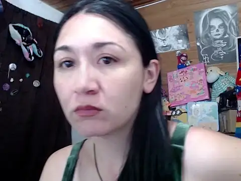 Snapshot of emilymonrroe chatting on 14, 5, 2026 emilymonrroe online show from 14, 5, 2026