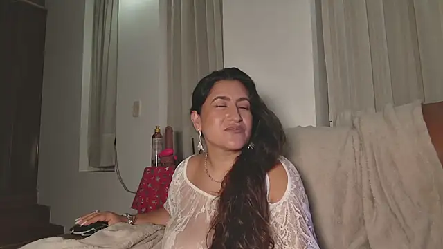 DeesseLuxure online show from 18, 3, 2025