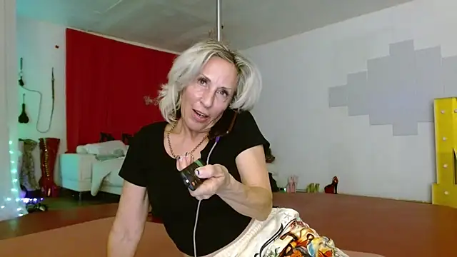 Snapshot of Sweet-Ginger chatting on 6, 3, 2026 Sweet-Ginger online show from 6, 3, 2026