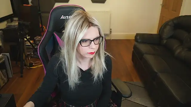 KelseyCobalt online show from 14, 12, 2024