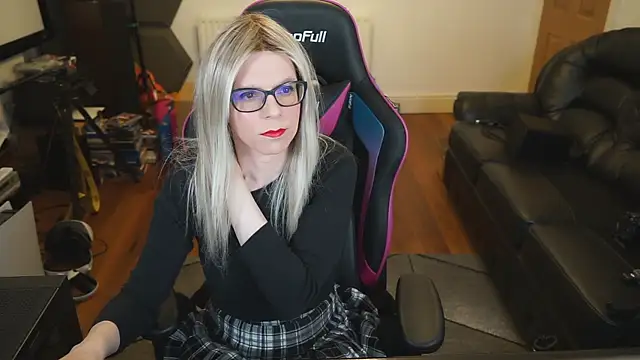 KelseyCobalt online show from 2, 1, 2025