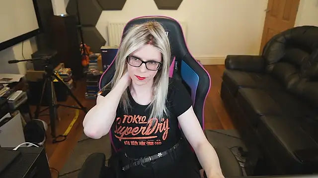 KelseyCobalt online show from 16, 1, 2025