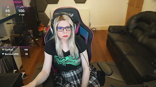 KelseyCobalt online show from 3, 3, 2025