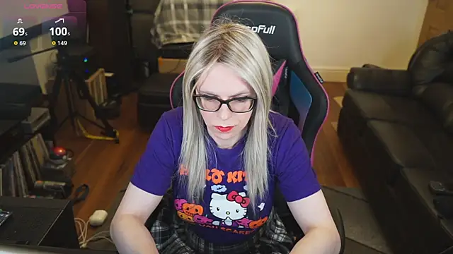 KelseyCobalt online show from 16, 9, 2025