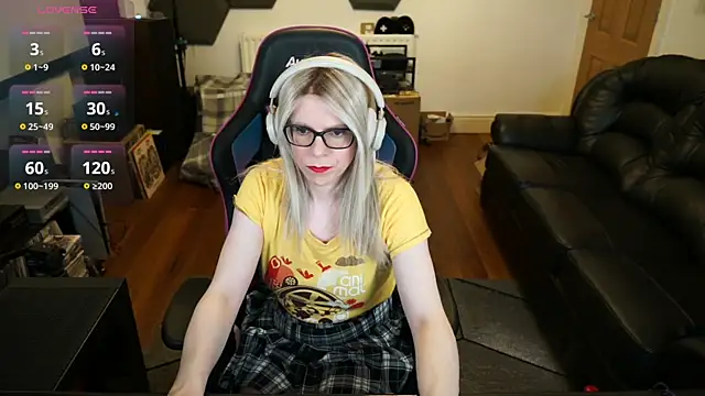 Snapshot of KelseyCobalt chatting on 18, 5, 2026 KelseyCobalt online show from 18, 5, 2026