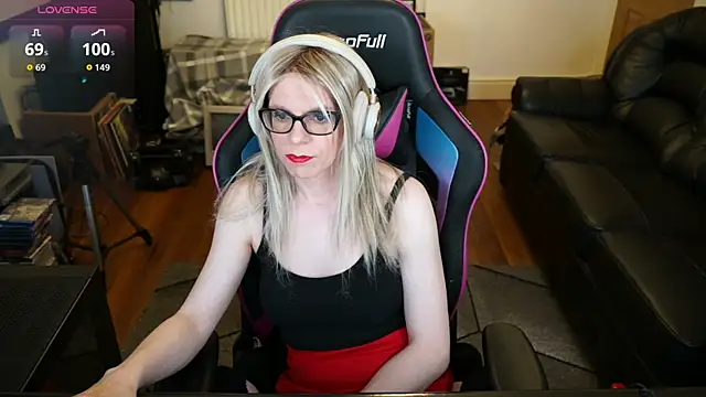 Snapshot of KelseyCobalt chatting on 27, 5, 2026 KelseyCobalt online show from 27, 5, 2026