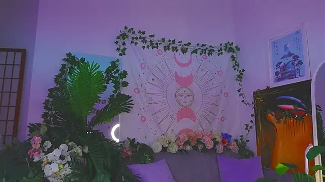 Snapshot of KristaBrooks chatting on 21, 10, 2025 KristaBrooks online show from 21, 10, 2025