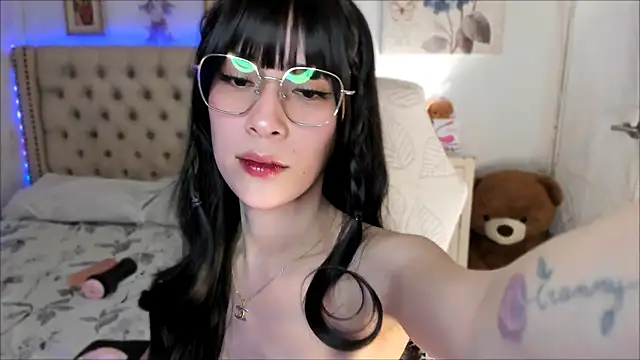 angelic facexx online show from 20, 5, 2026