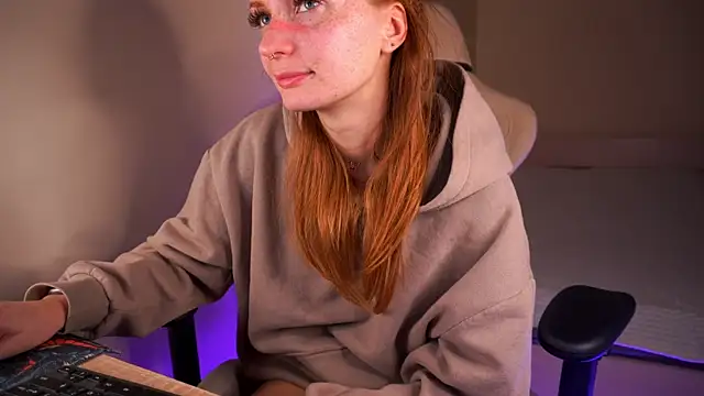 Liuba Fox online show from 5, 2, 2025