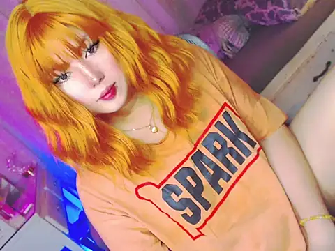 Snapshot of HOTnWILDalice chatting on 4, 5, 2026 HOTnWILDalice online show from 4, 5, 2026