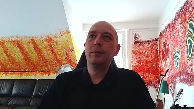 sextoy911 online show from 15, 4, 2026