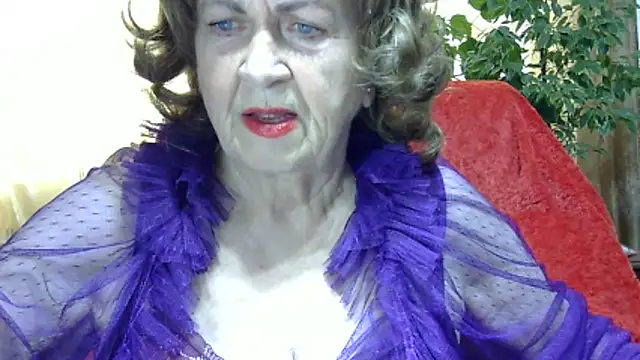 Snapshot of Emma52610 chatting on 27, 2, 2026 Emma52610 online show from 27, 2, 2026