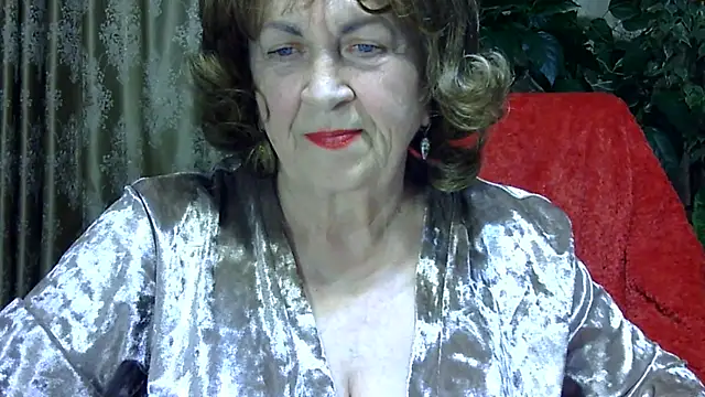 Emma52610 online show from 2, 4, 2026