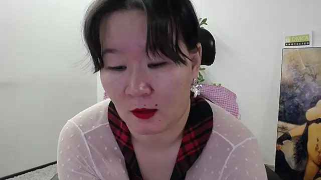 Akira xx online show from 8, 11, 2025