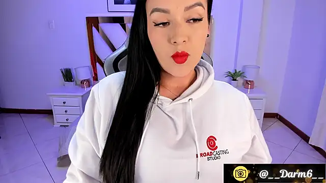 Lia Simons online show from 11, 2, 2025