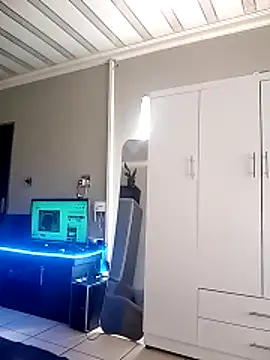 SQUITBOOTY online show from 28, 11, 2025