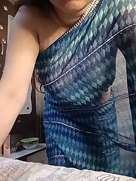 Snapshot of naughtymadam chatting on 9, 7, 2026 naughtymadam online show from 9, 7, 2026