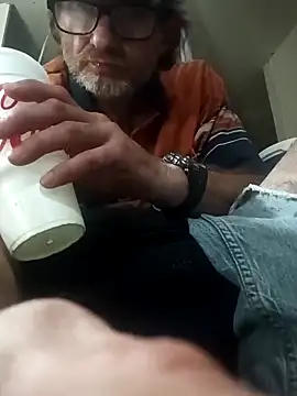 ROBERT0516 online show from 11, 9, 2025