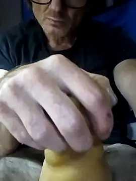 ROBERT0516 online show from 17, 9, 2025