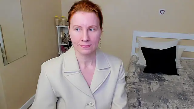 FoxySophia online show from 30, 9, 2025