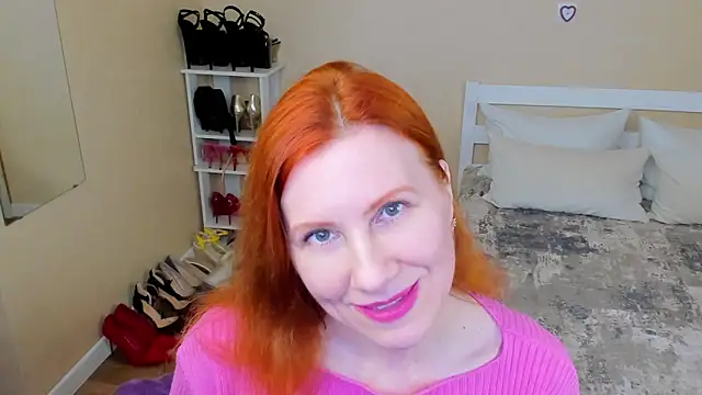 Snapshot of FoxySophia chatting on 31, 5, 2026 FoxySophia online show from 31, 5, 2026