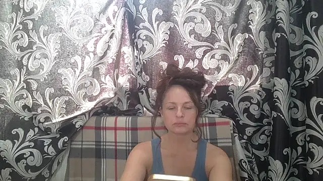 Snapshot of LindaStarS chatting on 12, 6, 2026 LindaStarS online show from 12, 6, 2026