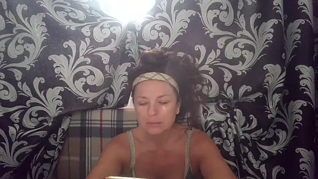 Snapshot of LindaStarS chatting on 20, 7, 2026 LindaStarS online show from 20, 7, 2026