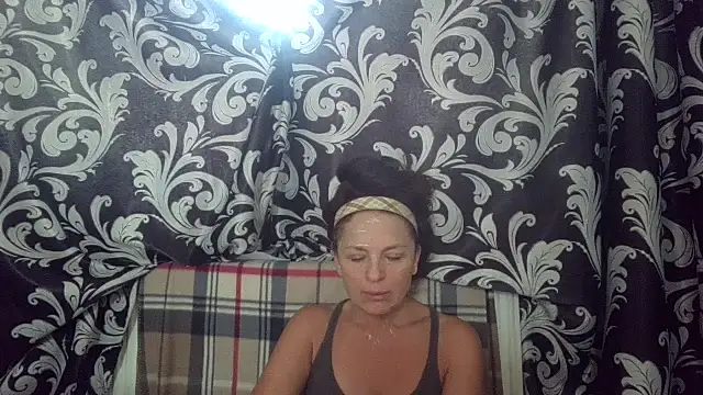 Snapshot of LindaStarS chatting on 27, 7, 2026 LindaStarS online show from 27, 7, 2026