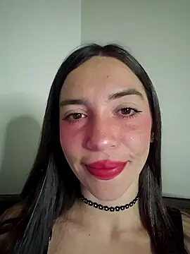 Snapshot of loveuu-bae chatting on 5, 2, 2026 loveuu-bae online show from 5, 2, 2026