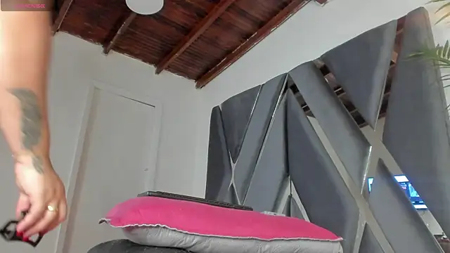 moonsweet1 online show from 29, 1, 2025