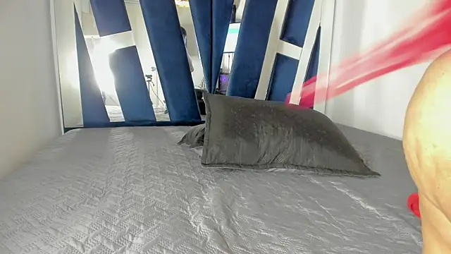 moonsweet1 online show from 18, 3, 2025