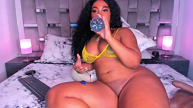 Cammiila online show from 19, 3, 2025