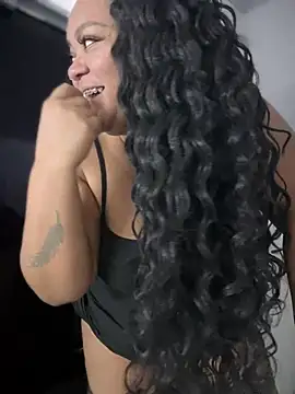 yanza2002 online show from 14, 1, 2025