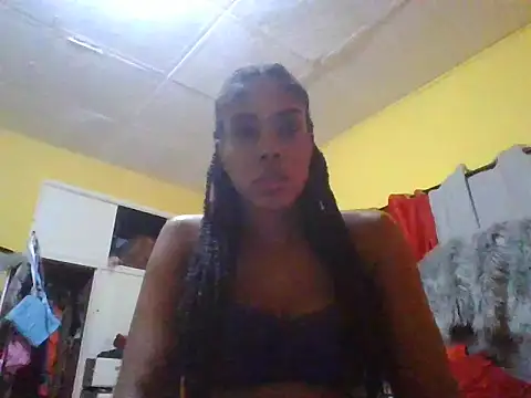 Snapshot of HONEYSWEETS_LIVE chatting on 11, 1, 2025 HONEYSWEETS LIVE online show from 11, 1, 2025