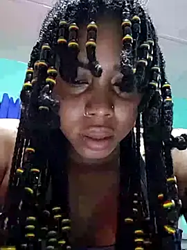 Snapshot of HONEYSWEETS_LIVE chatting on 18, 10, 2025 HONEYSWEETS LIVE online show from 18, 10, 2025