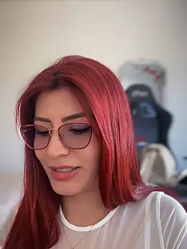 LINDA PATTY94 online show from 19, 1, 2025