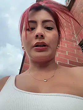 LINDA PATTY94 online show from 6, 2, 2025