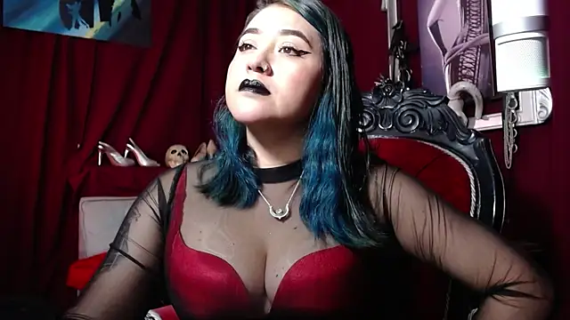MeGoddesSara online show from 5, 3, 2025