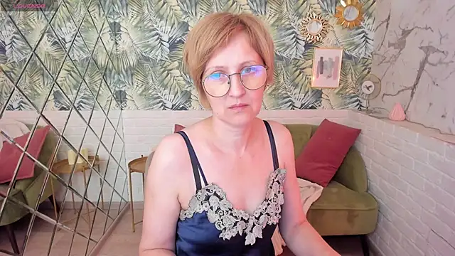 Paris Cherry online show from 31, 5, 2026