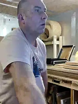 Snapshot of IronedTitan chatting on 12, 12, 2024 IronedTitan online show from 12, 12, 2024