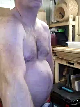 Snapshot of IronedTitan chatting on 17, 12, 2024 IronedTitan online show from 17, 12, 2024