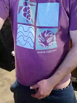 Snapshot of IronedTitan chatting on 22, 12, 2024 IronedTitan online show from 22, 12, 2024