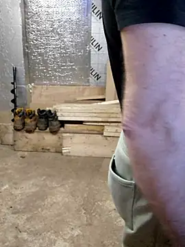 Snapshot of IronedTitan chatting on 4, 3, 2025 IronedTitan online show from 4, 3, 2025