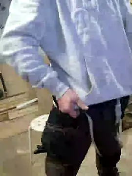 Snapshot of IronedTitan chatting on 12, 3, 2025 IronedTitan online show from 12, 3, 2025