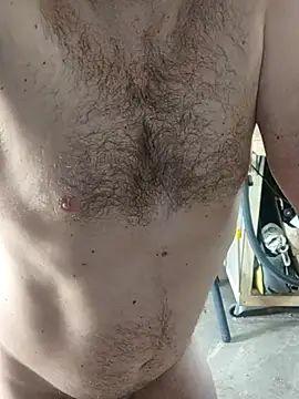 Snapshot of IronedTitan chatting on 11, 9, 2025 IronedTitan online show from 11, 9, 2025