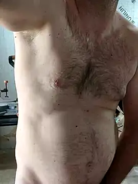 Snapshot of IronedTitan chatting on 12, 9, 2025 IronedTitan online show from 12, 9, 2025