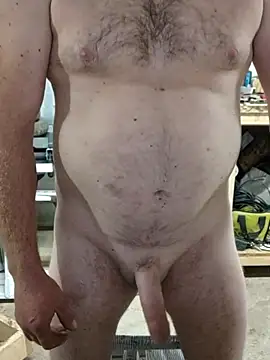 Snapshot of IronedTitan chatting on 12, 10, 2025 IronedTitan online show from 12, 10, 2025