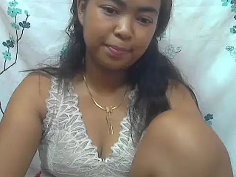 milkboobsgirl online show from 13, 3, 2025