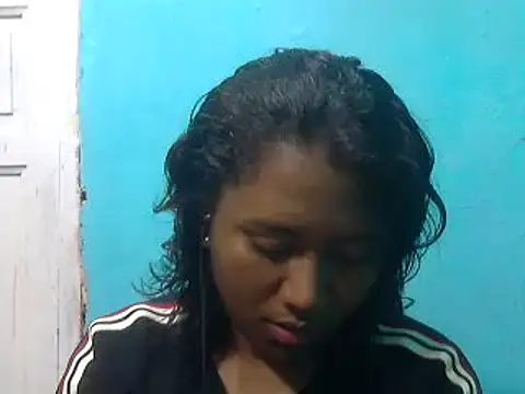 cutybigass online show from 18, 12, 2025