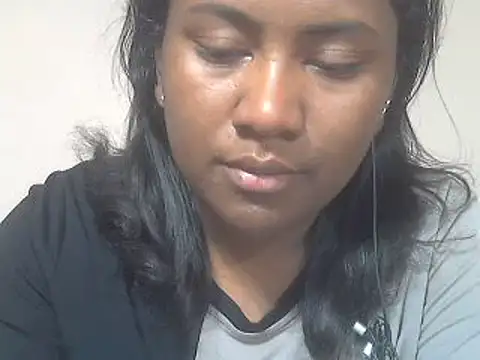 Snapshot of cutybigass chatting on 15, 7, 2026 cutybigass online show from 15, 7, 2026